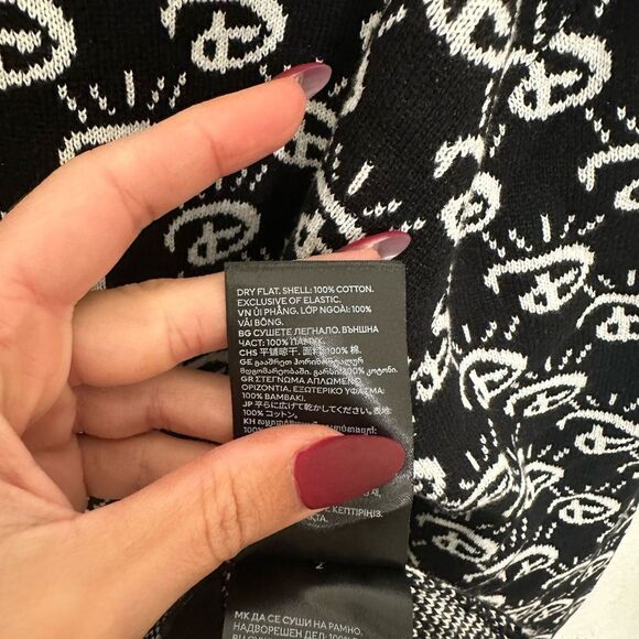 H&M Disney Shirt - Picture 6 of 8